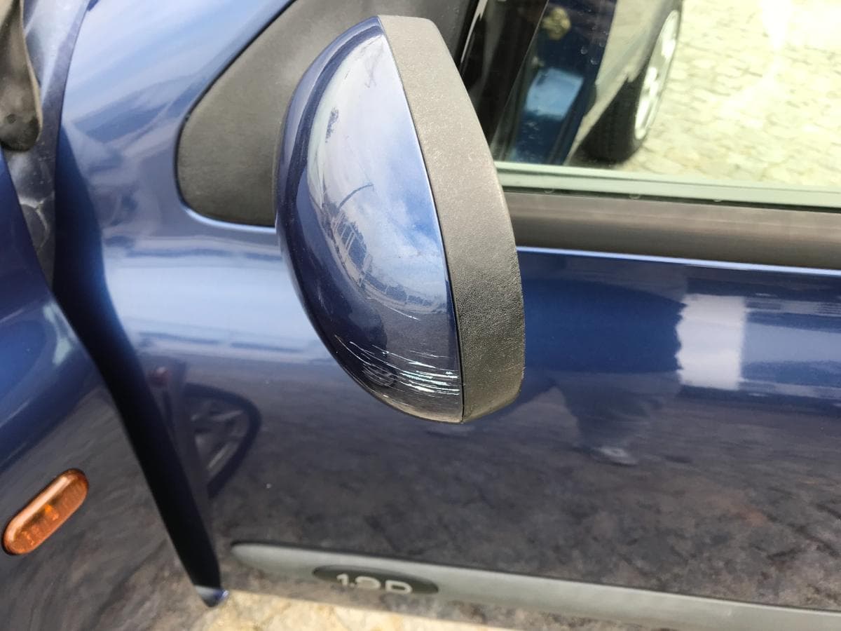 Renault Clio · Ano 2000 — imagen 11