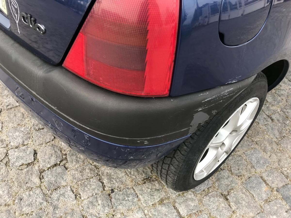Renault Clio · Ano 2000 — imagen 14