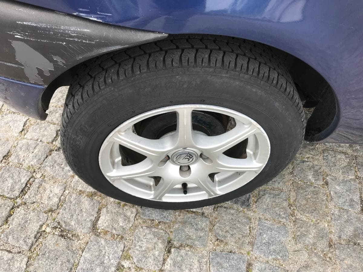 Renault Clio · Ano 2000 — imagen 15