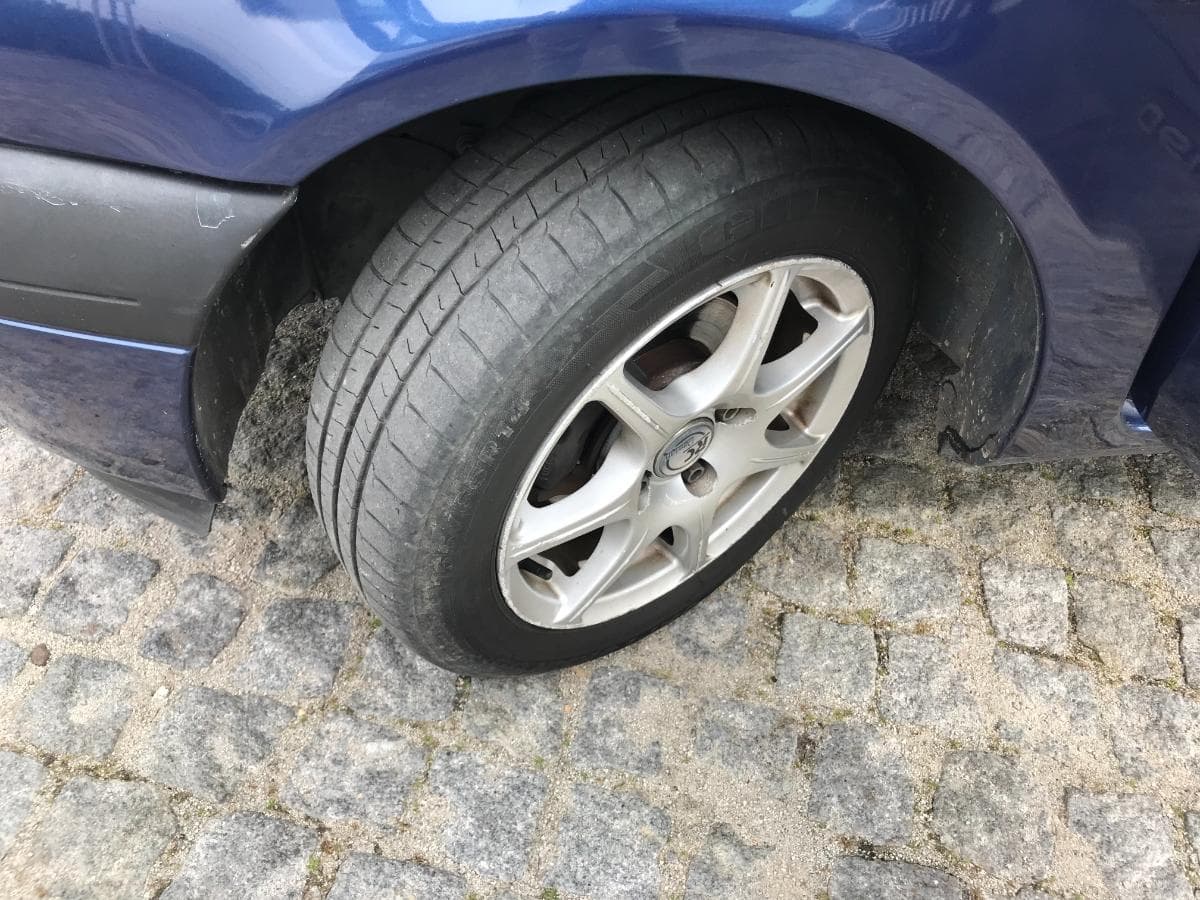 Renault Clio · Ano 2000 — imagen 19