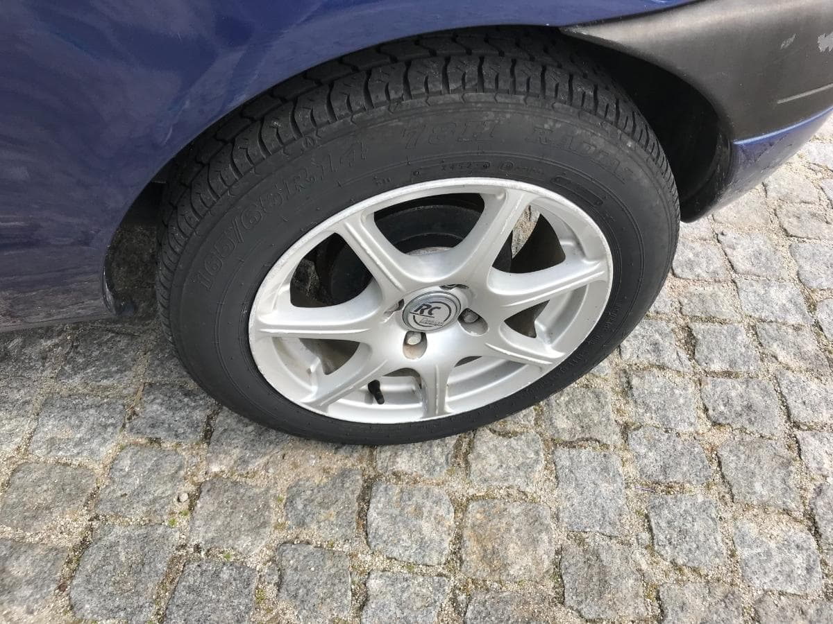 Renault Clio · Ano 2000 — imagen 18