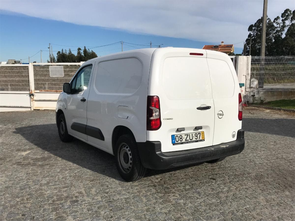 Opel Combo 1.5D · Ano 2020 — imagem 6