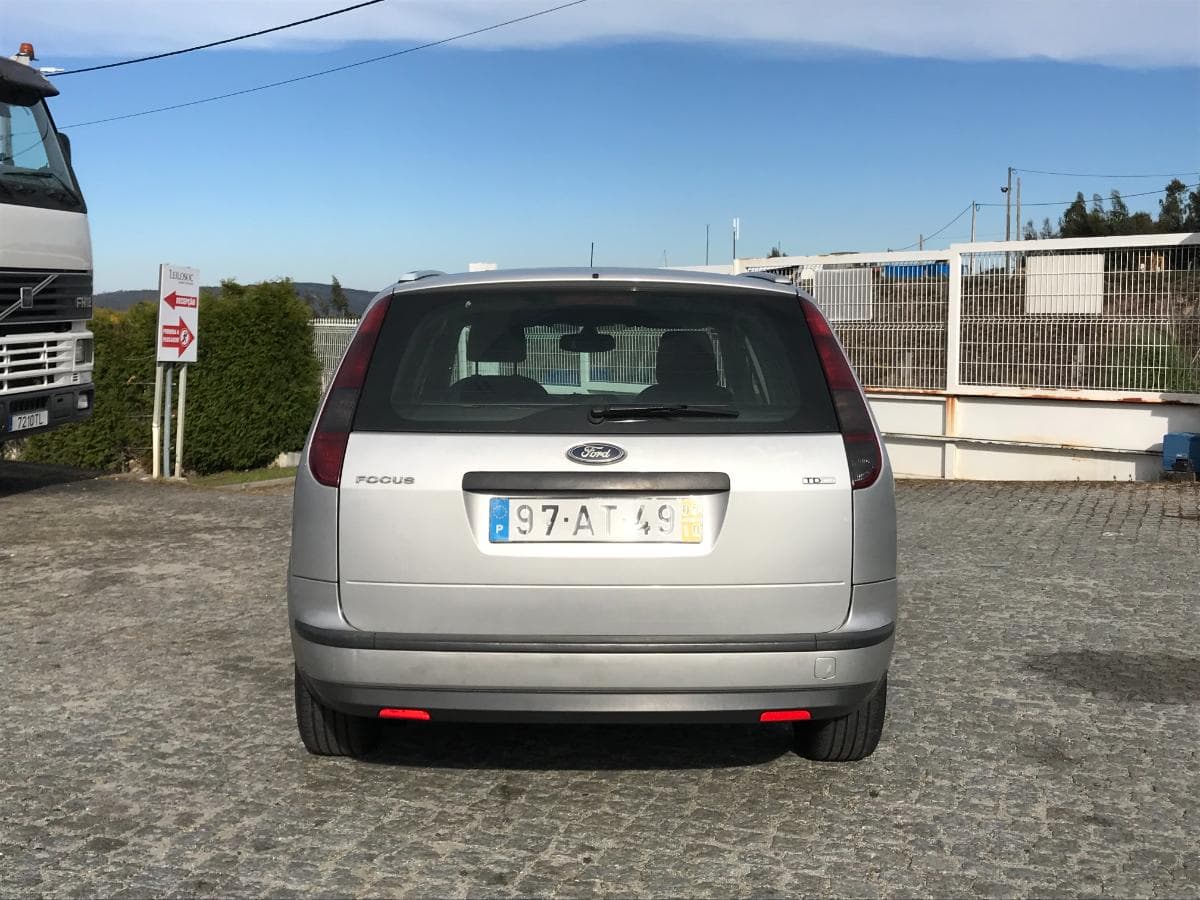 Ford Focus 1.6 CDTI · Ano 2005 — imagem 5