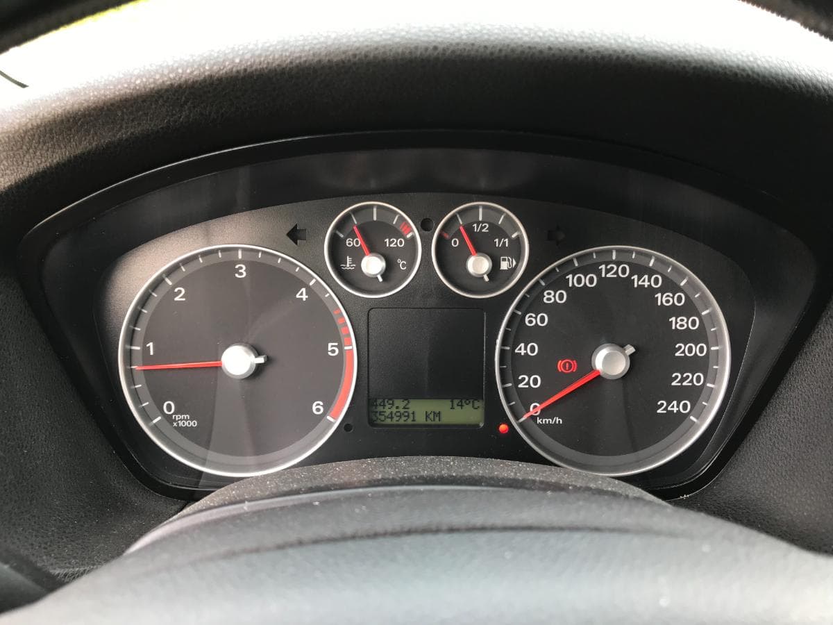 Ford Focus 1.6 CDTI · Ano 2005 — imagem 25