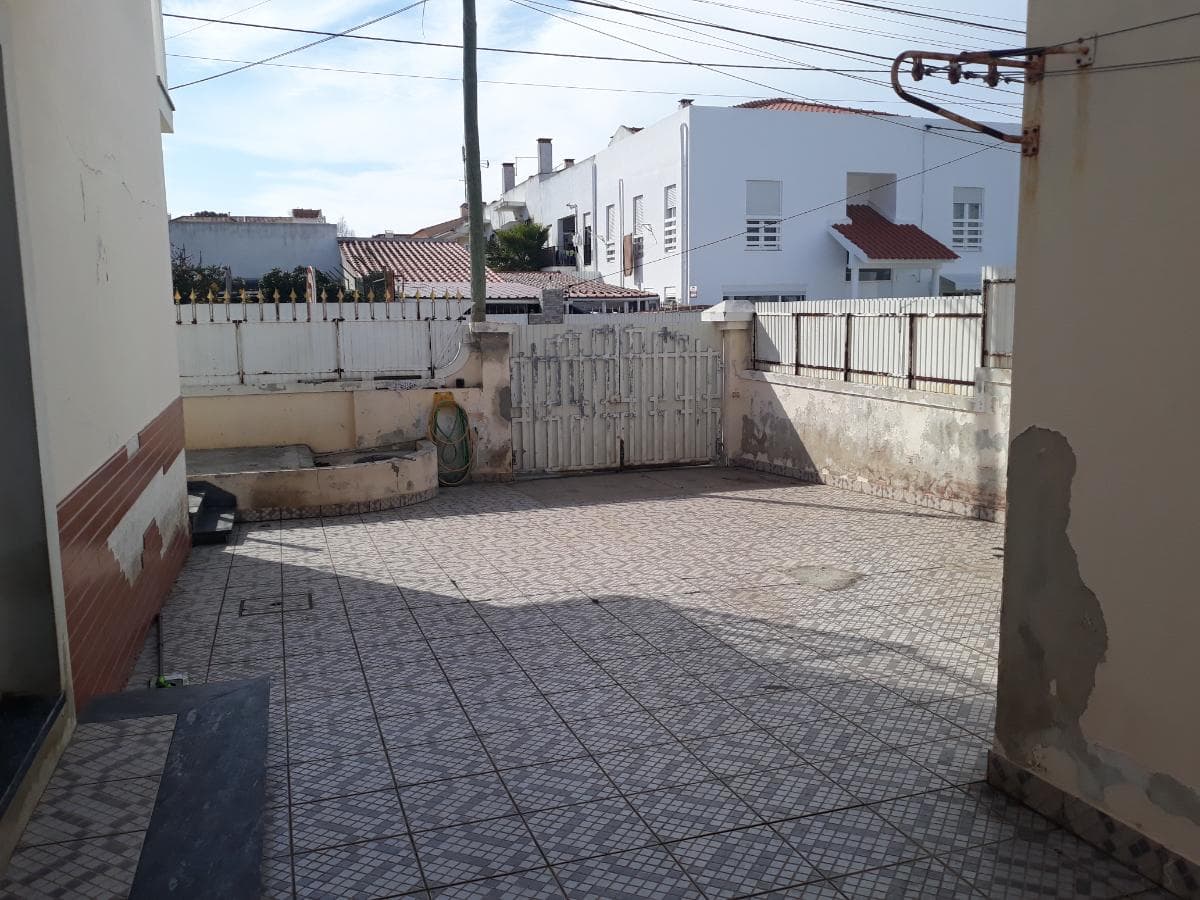 Moradia V3 · Sesimbra — image 22