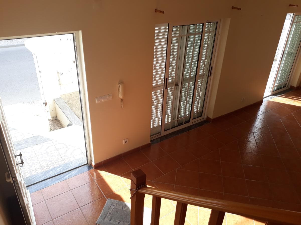 Moradia V3 · Sesimbra — image 16