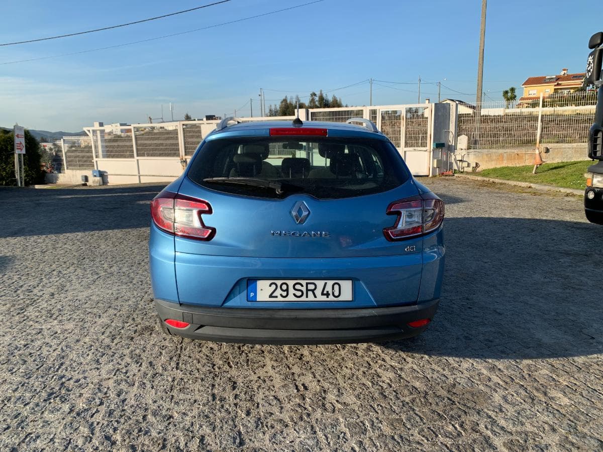 Renault Mégane 1.5 DCI · Ano 2012 — imagem 7
