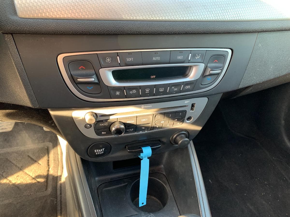 Renault Mégane 1.5 DCI · Ano 2012 — imagem 21