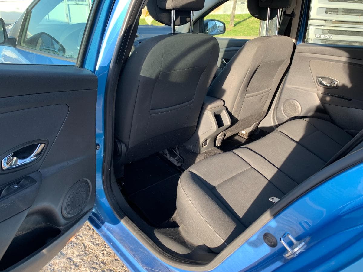 Renault Mégane 1.5 DCI · Ano 2012 — imagem 24