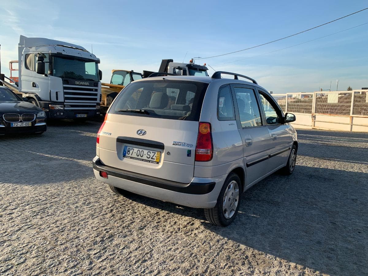 Hyundai Matrix 1.5 CRDI · Ano 2002 — imagem 6