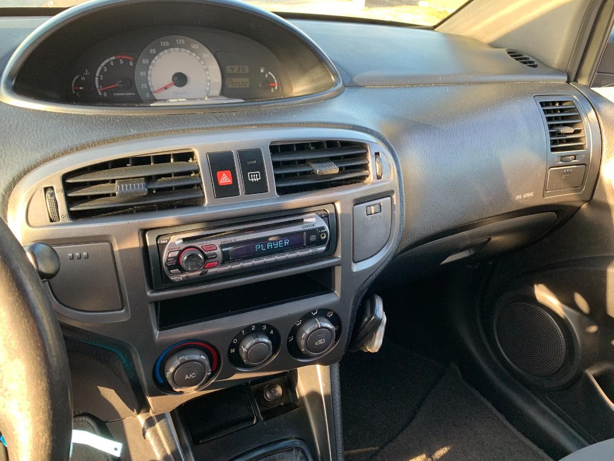 Hyundai Matrix 1.5 CRDI · Ano 2002 — imagem 24