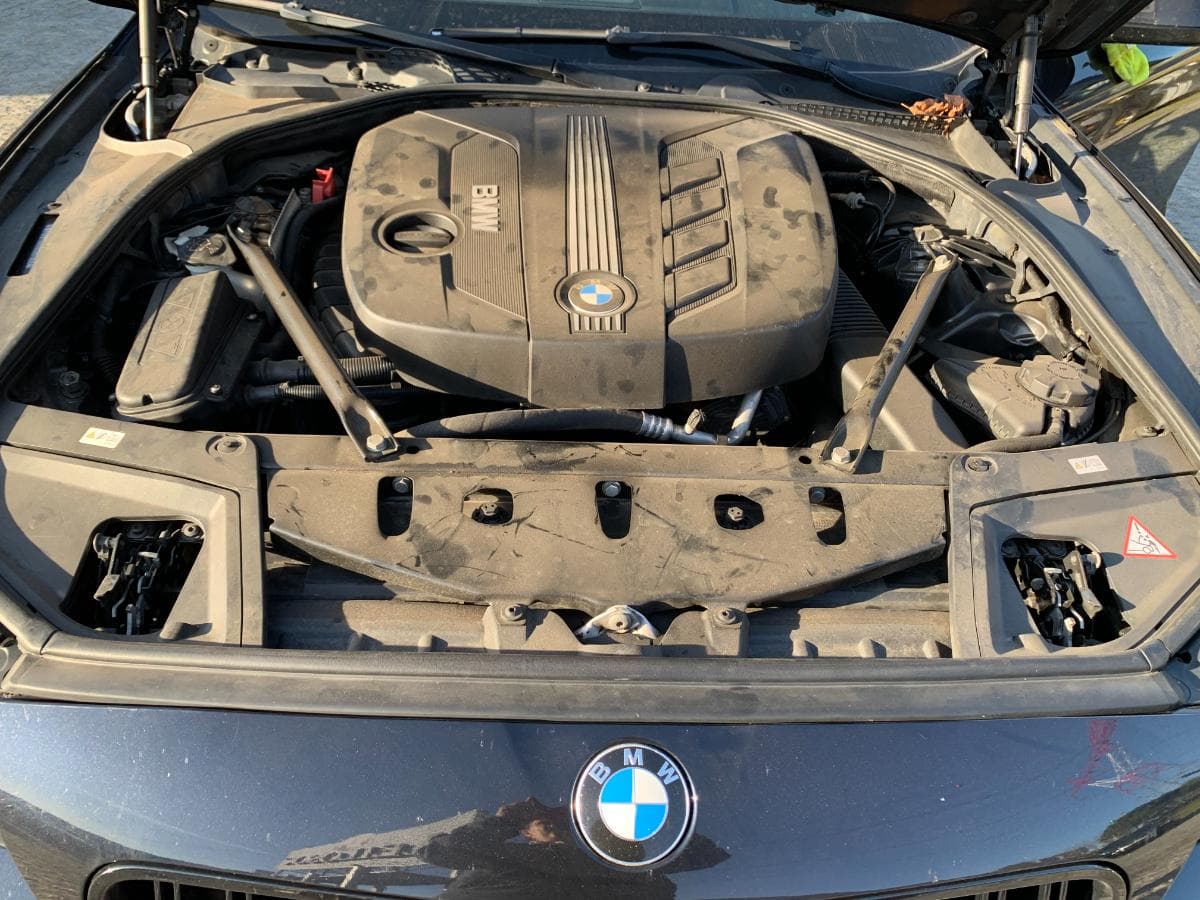 BMW 520D · Ano 2011 — image 11