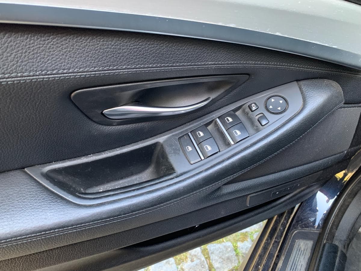 BMW 520D · Ano 2011 — image 23