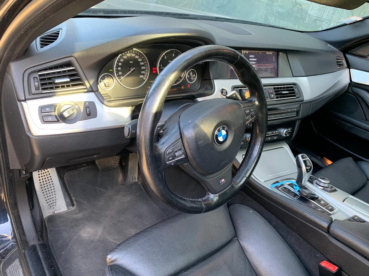 BMW 520D · Ano 2011 — image 27