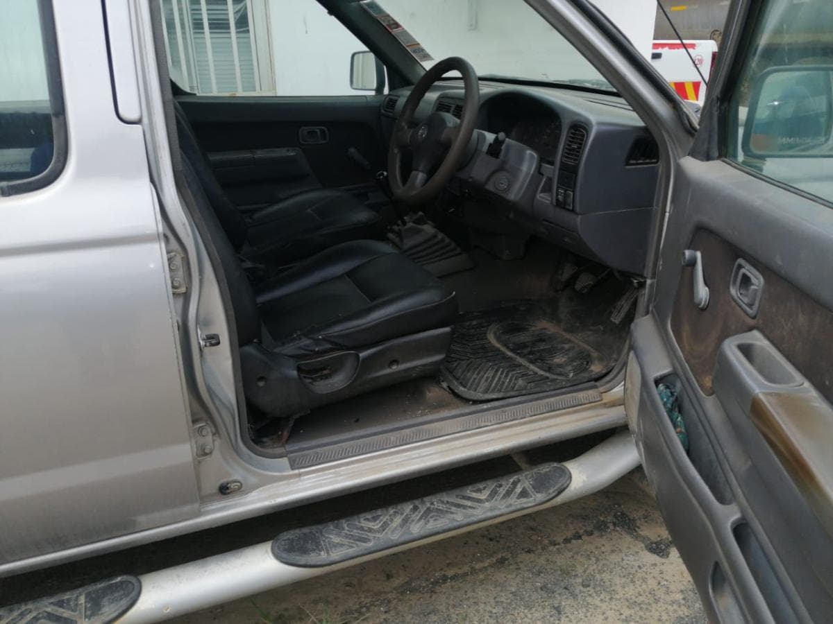 Nissan Hardbody · — image 6