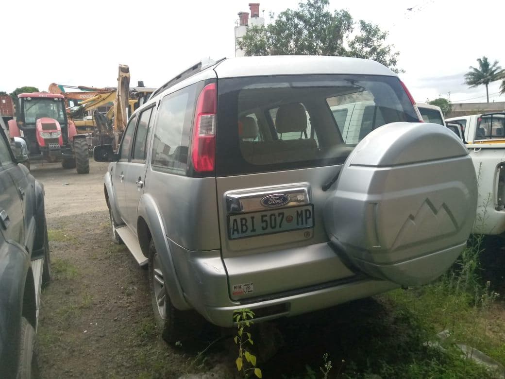 Ford Everest · — imagem 3