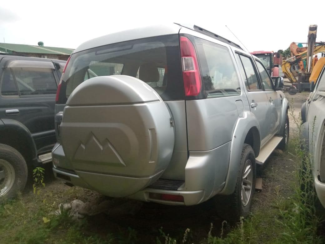 Ford Everest · — imagem 4