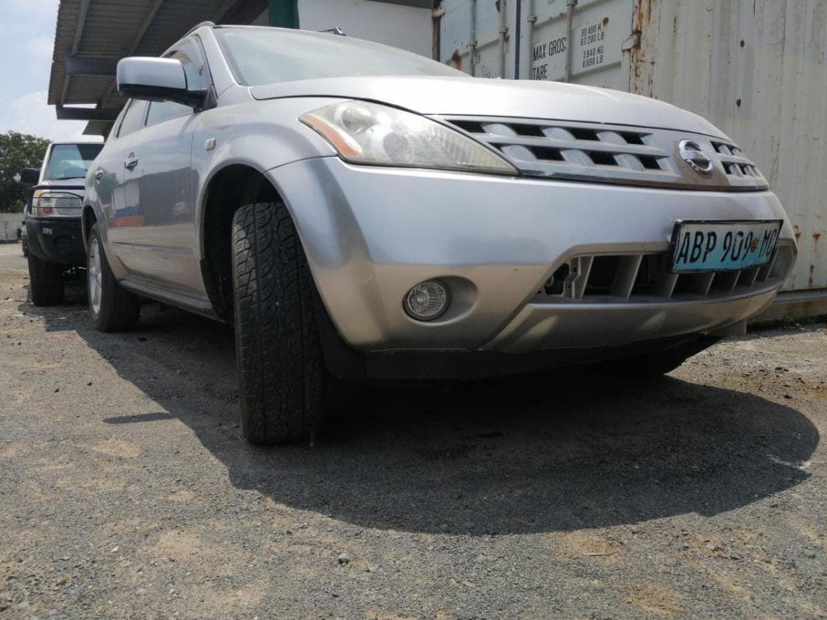 Nissan Murano ·