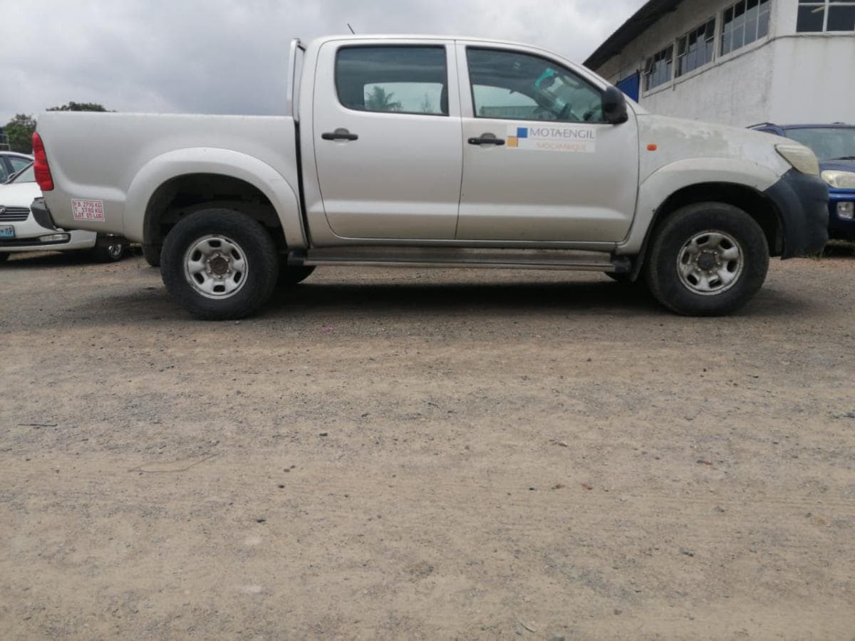 Toyota Hilux · — imagem 4