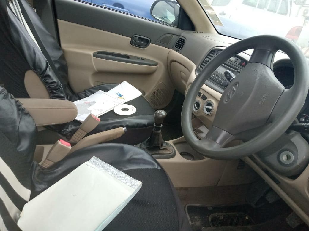 Hyundai Accent · — imagen 5