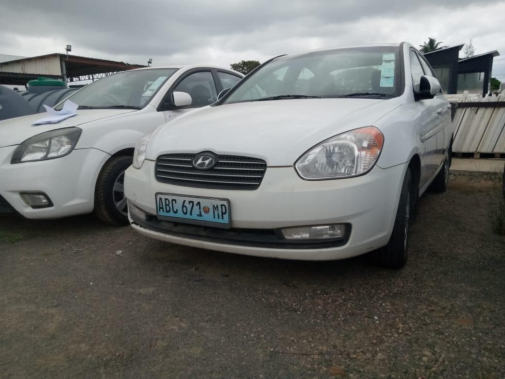 Hyundai Accent ·