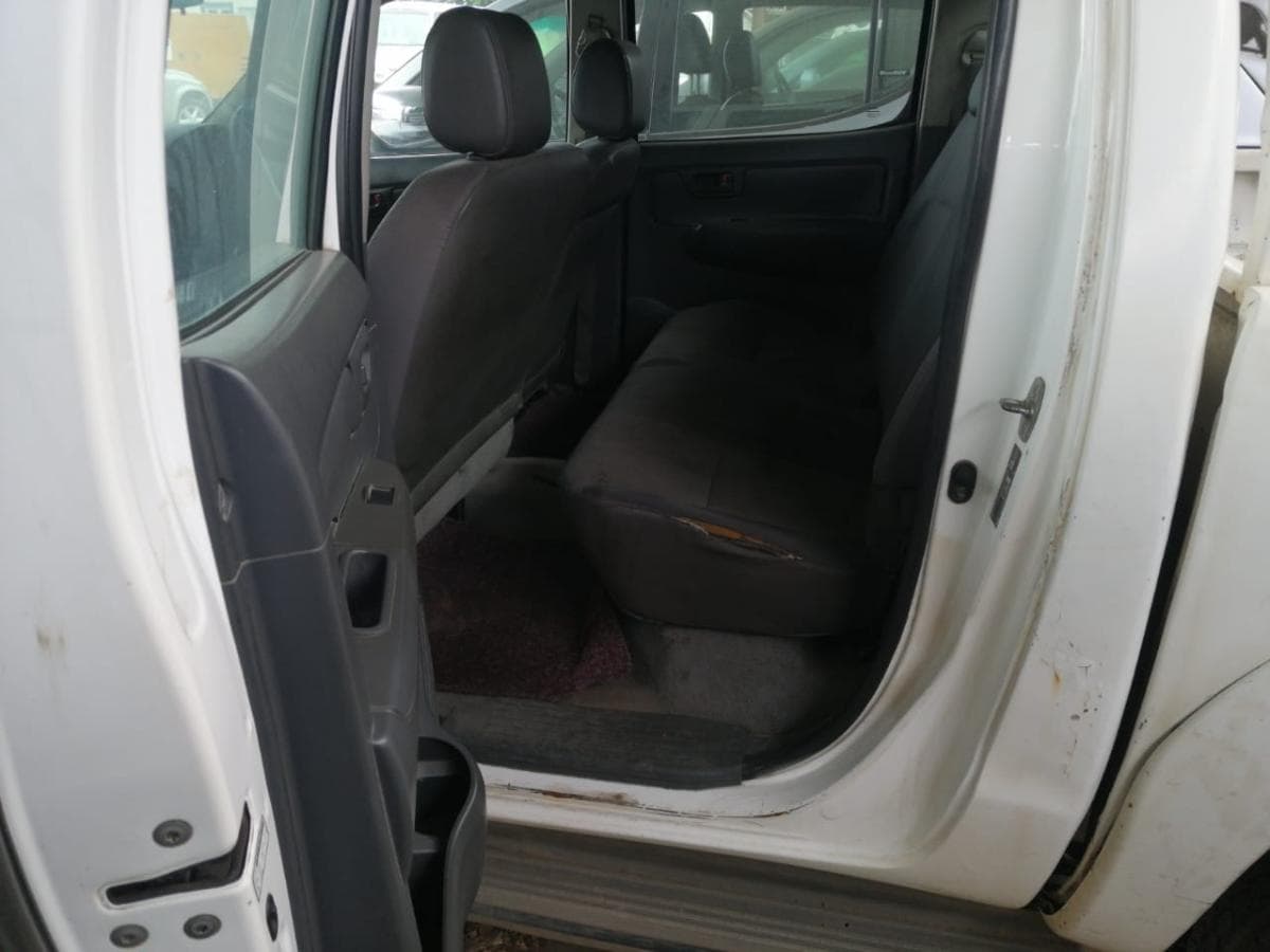 Toyota Hilux · — imagem 5