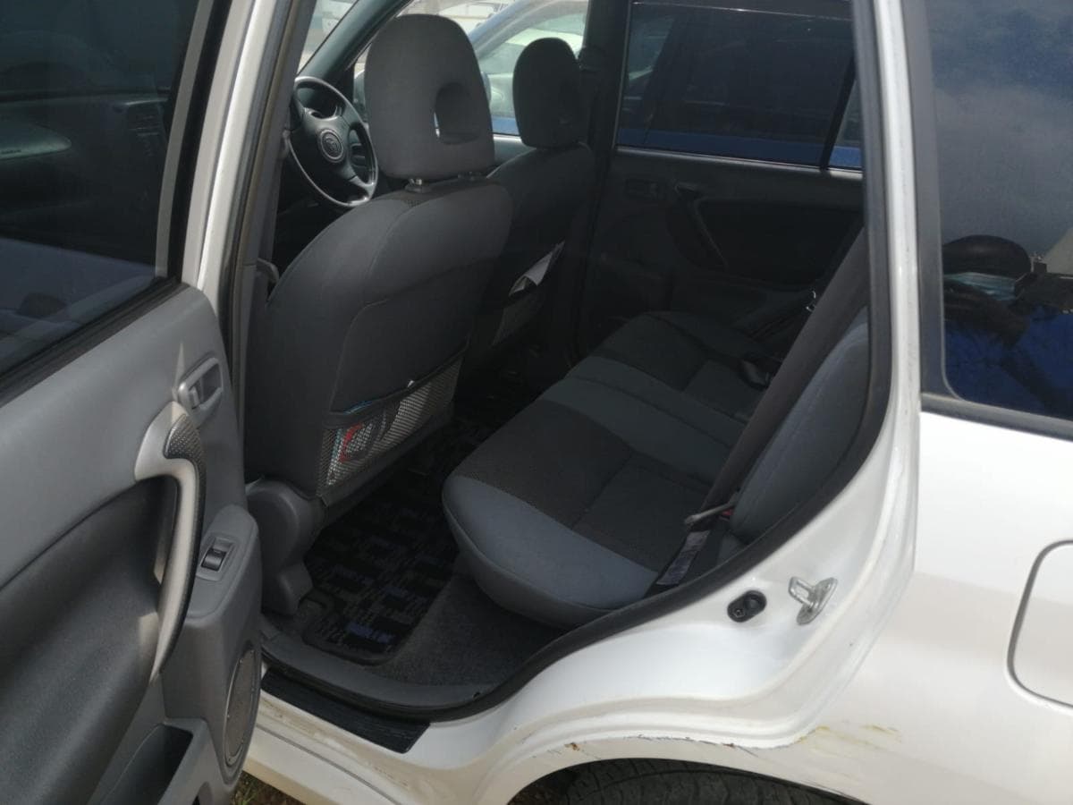 Toyota Rav4 · — imagem 6
