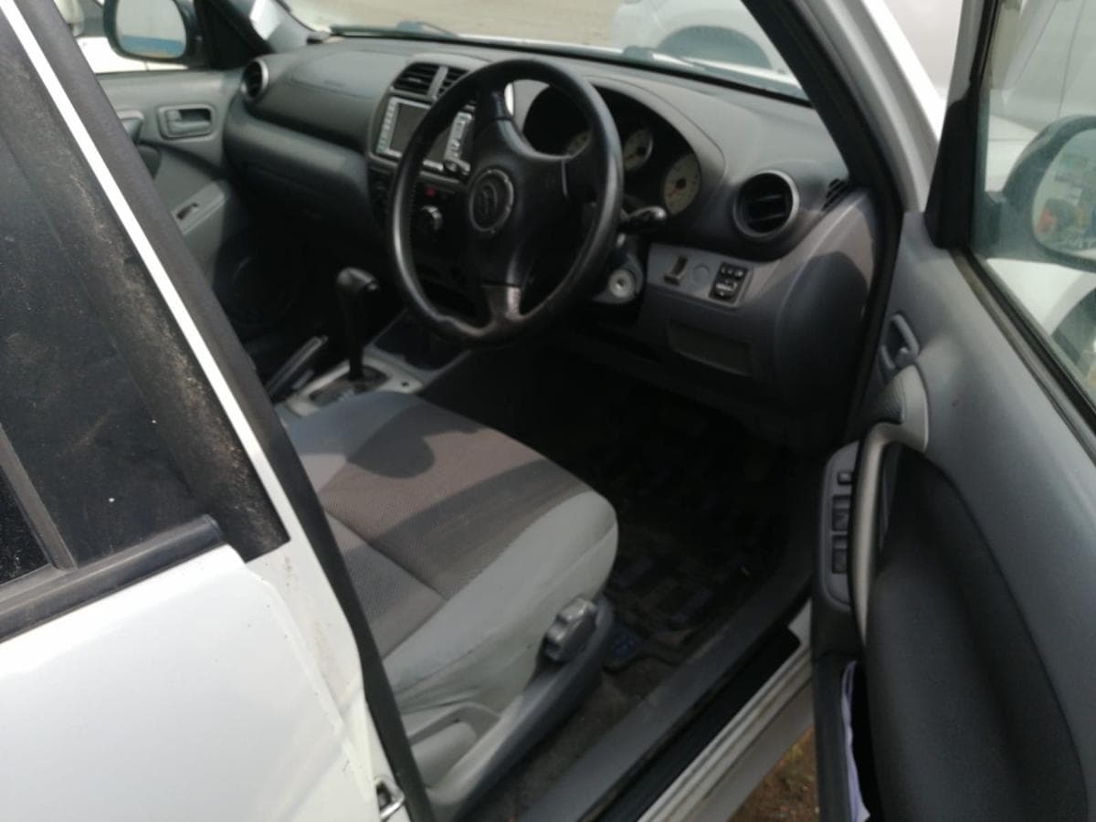 Toyota Rav4 · — imagem 9