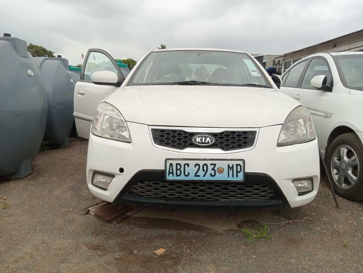 Kia Rio · — imagem 8