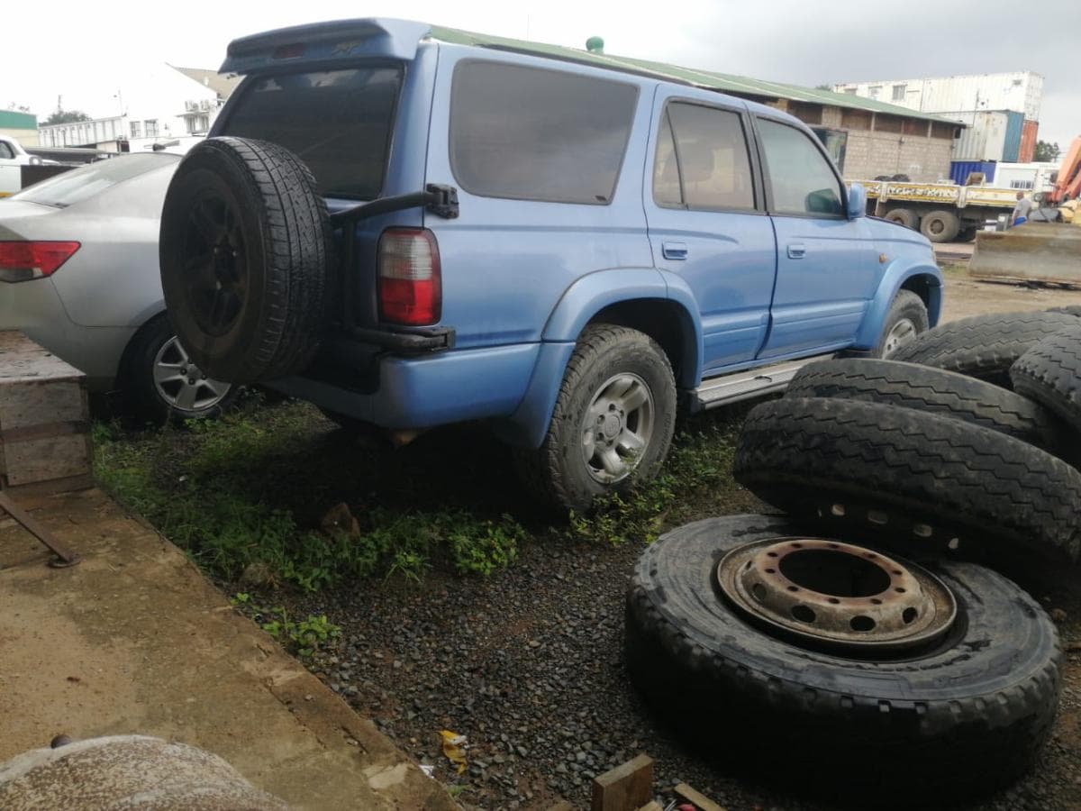 Toyota Surf · — imagem 2