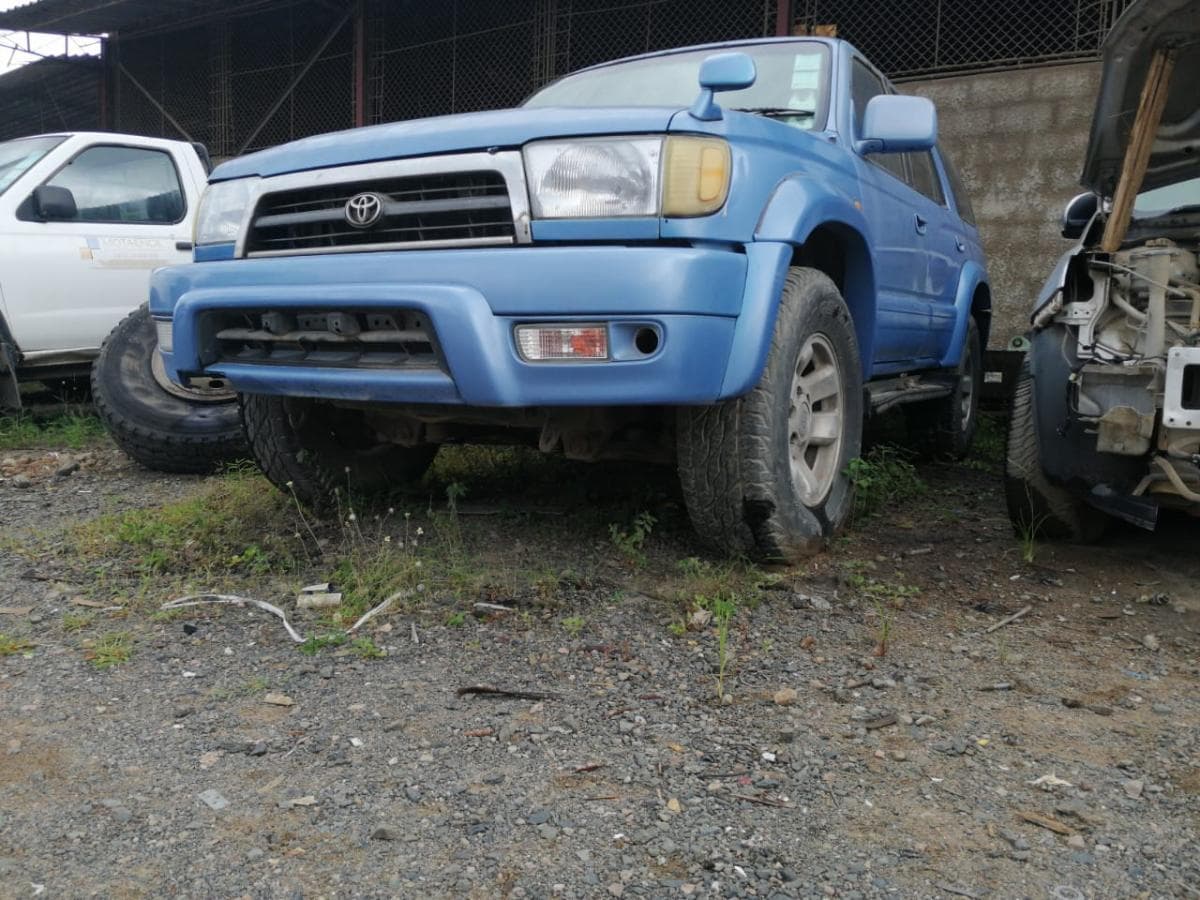 Toyota Surf ·