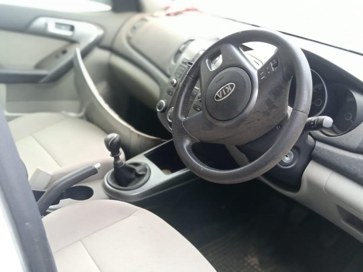 Kia Cerato · — imagen 7