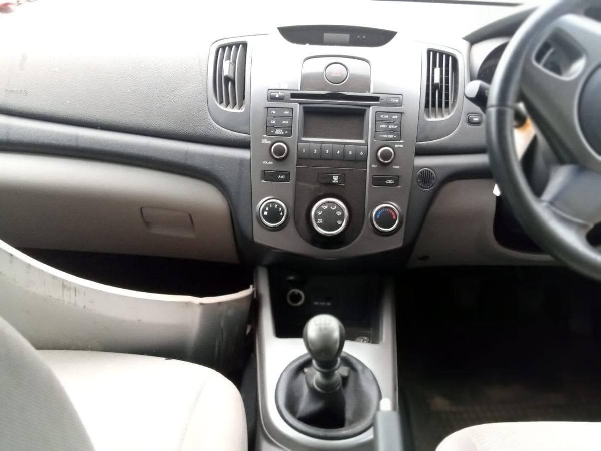 Kia Cerato · — imagen 10