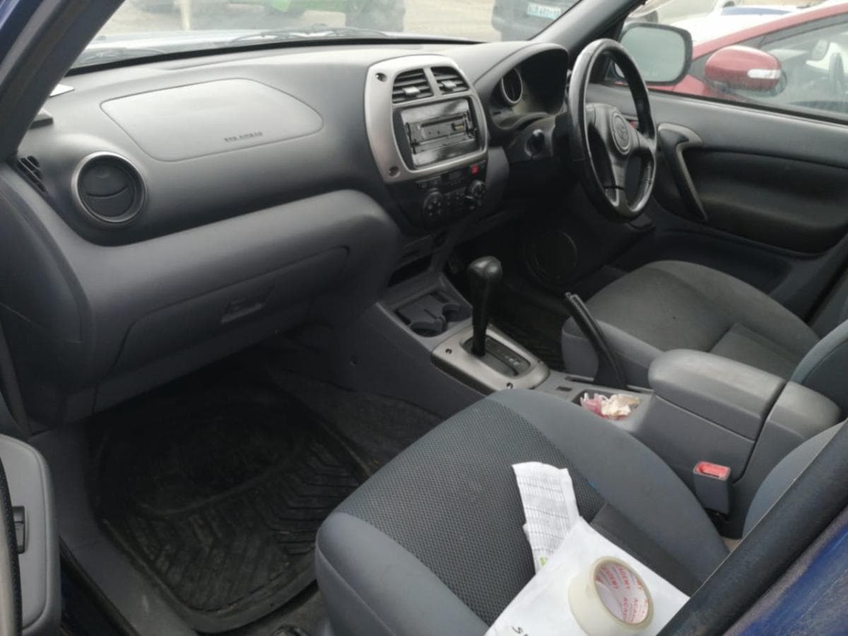 Toyota Rav4 · — imagem 3