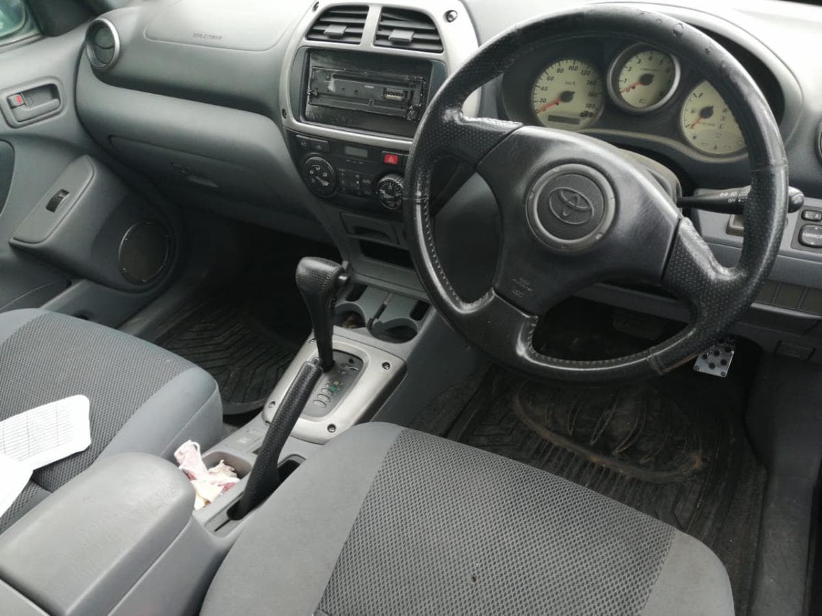 Toyota Rav4 · — imagem 8