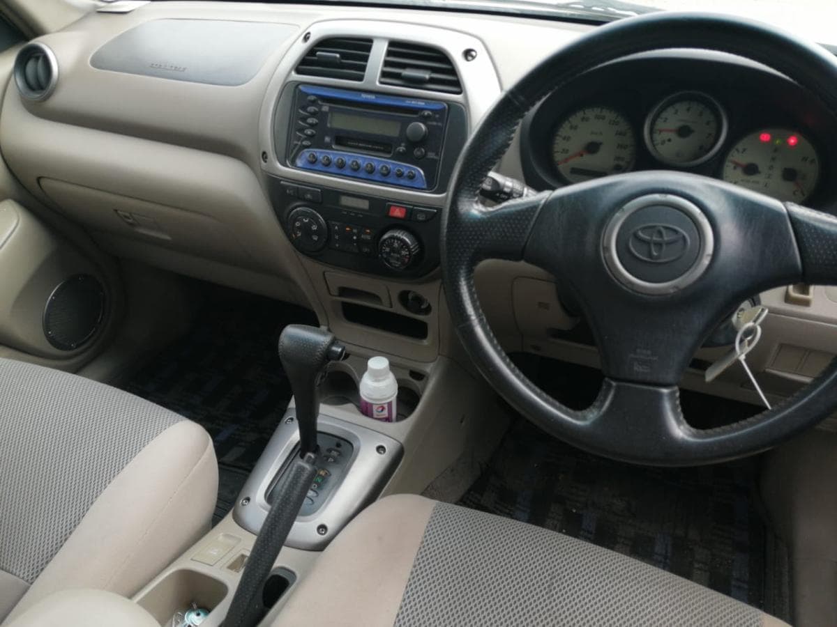 Toyota Rav4 · — imagem 2