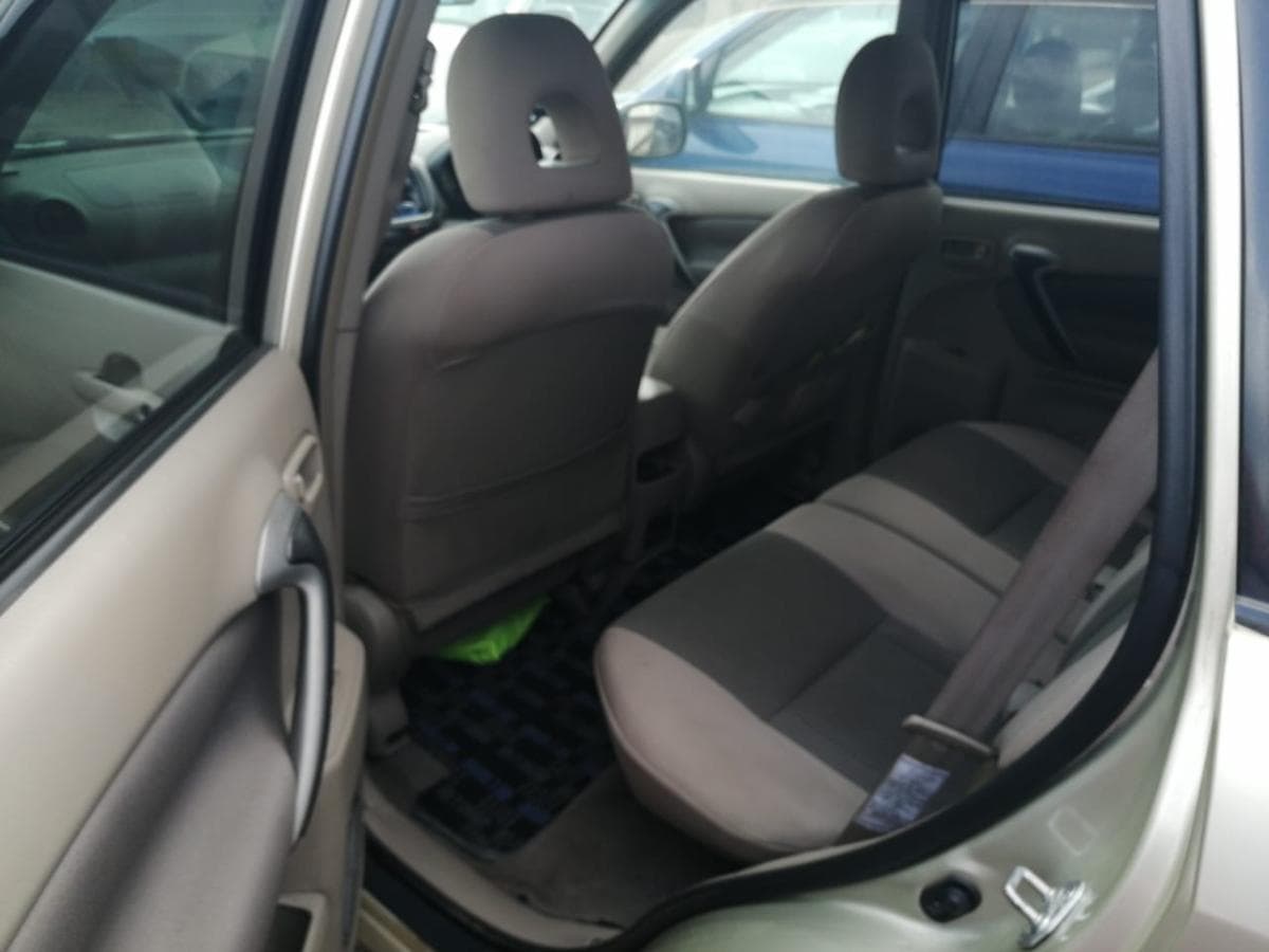 Toyota Rav4 · — imagem 5