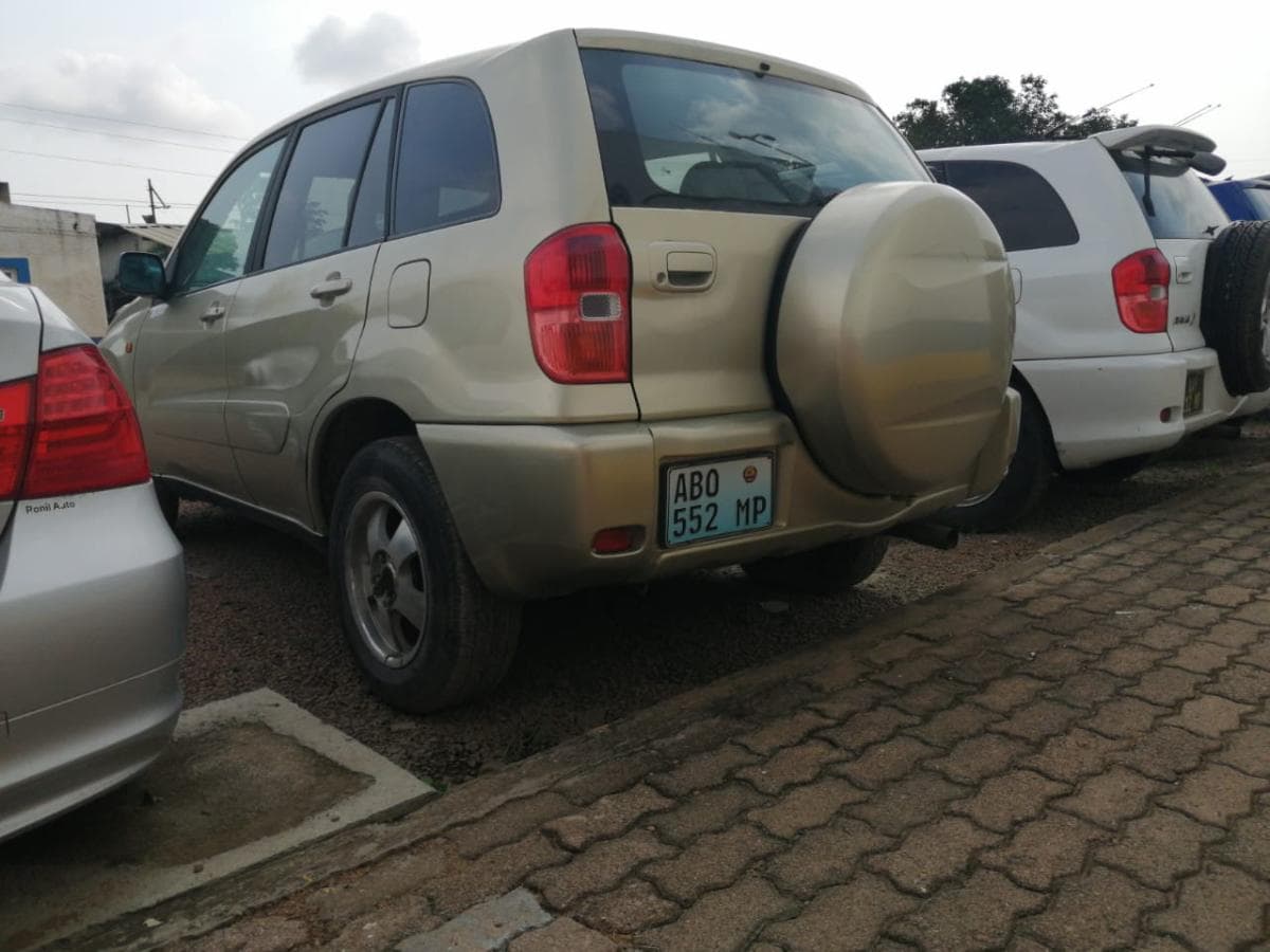 Toyota Rav4 · — imagem 3