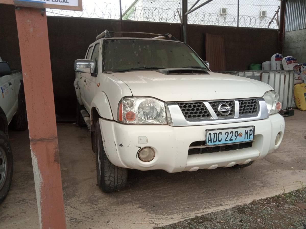 Nissan Hardbody · — imagem 2