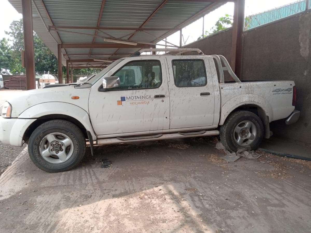Nissan Hardbody · — imagem 6