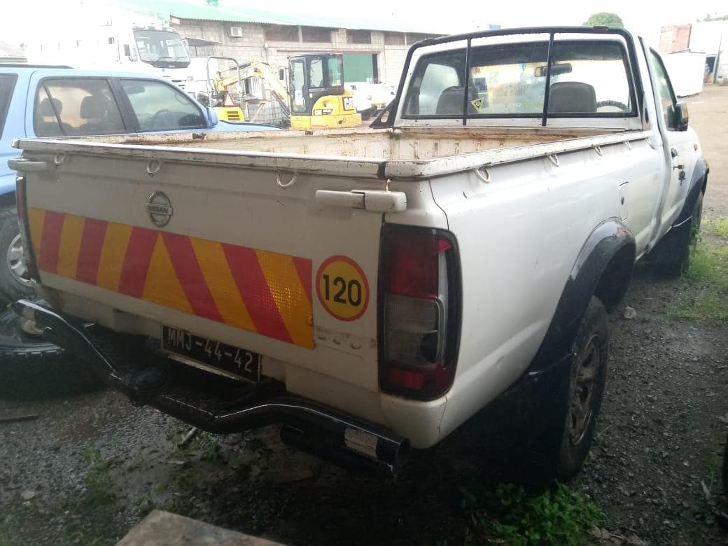 Nissan Hardbody · — imagen 11