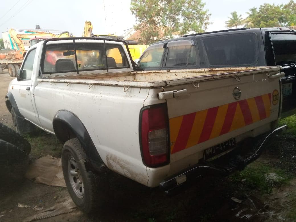 Nissan Hardbody · — imagen 14
