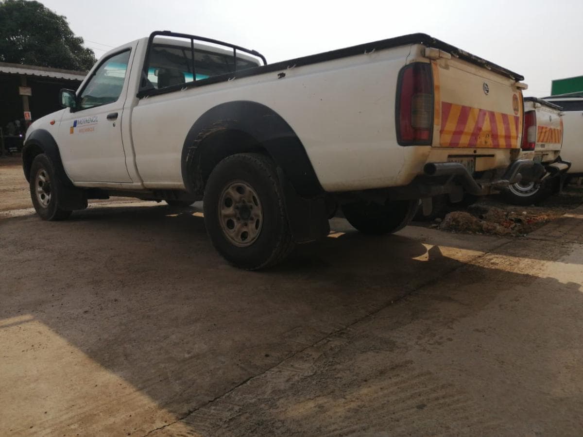 Nissan Hardbody · — imagen 2