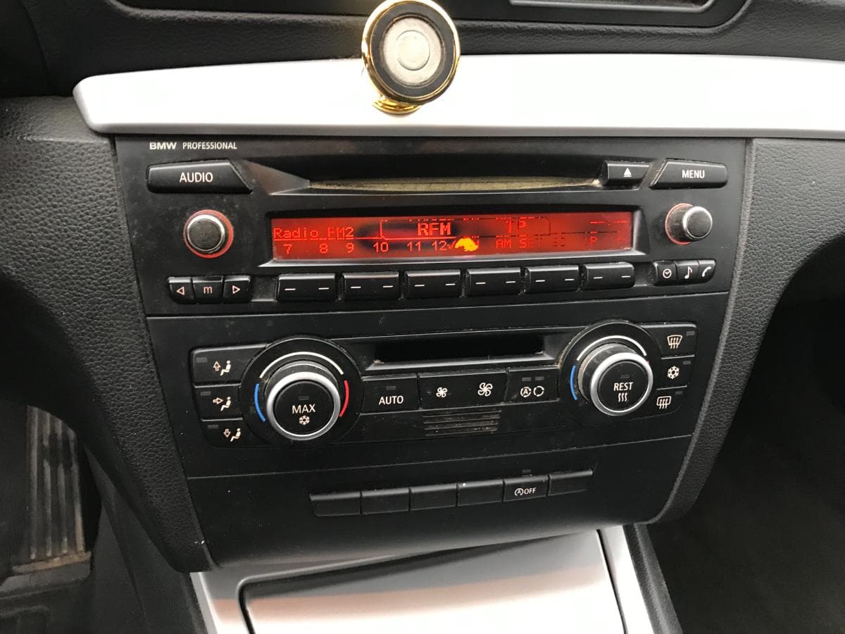 BMW 120D · Ano 2008 — imagem 19