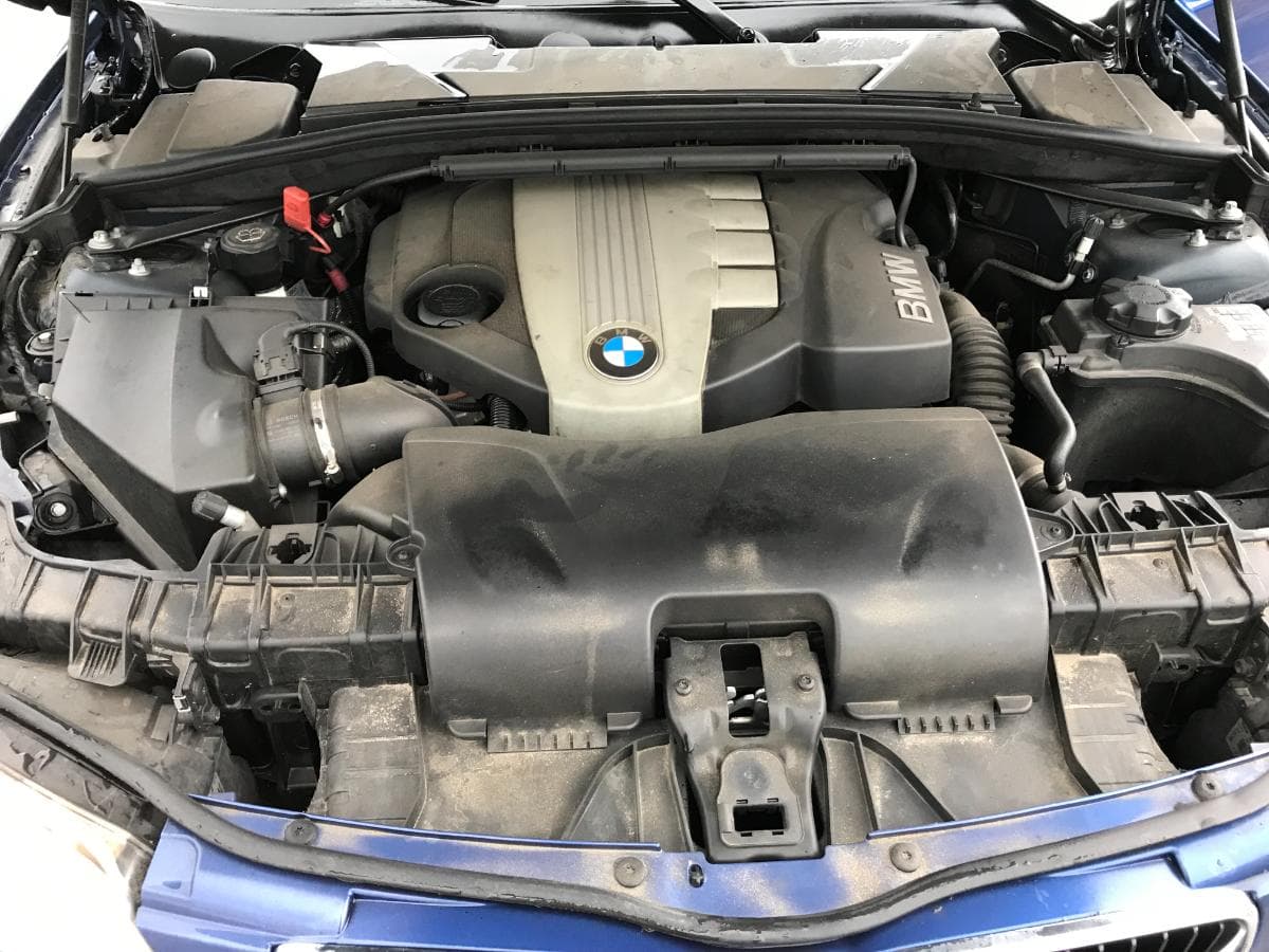 BMW 120D · Ano 2008 — imagem 23