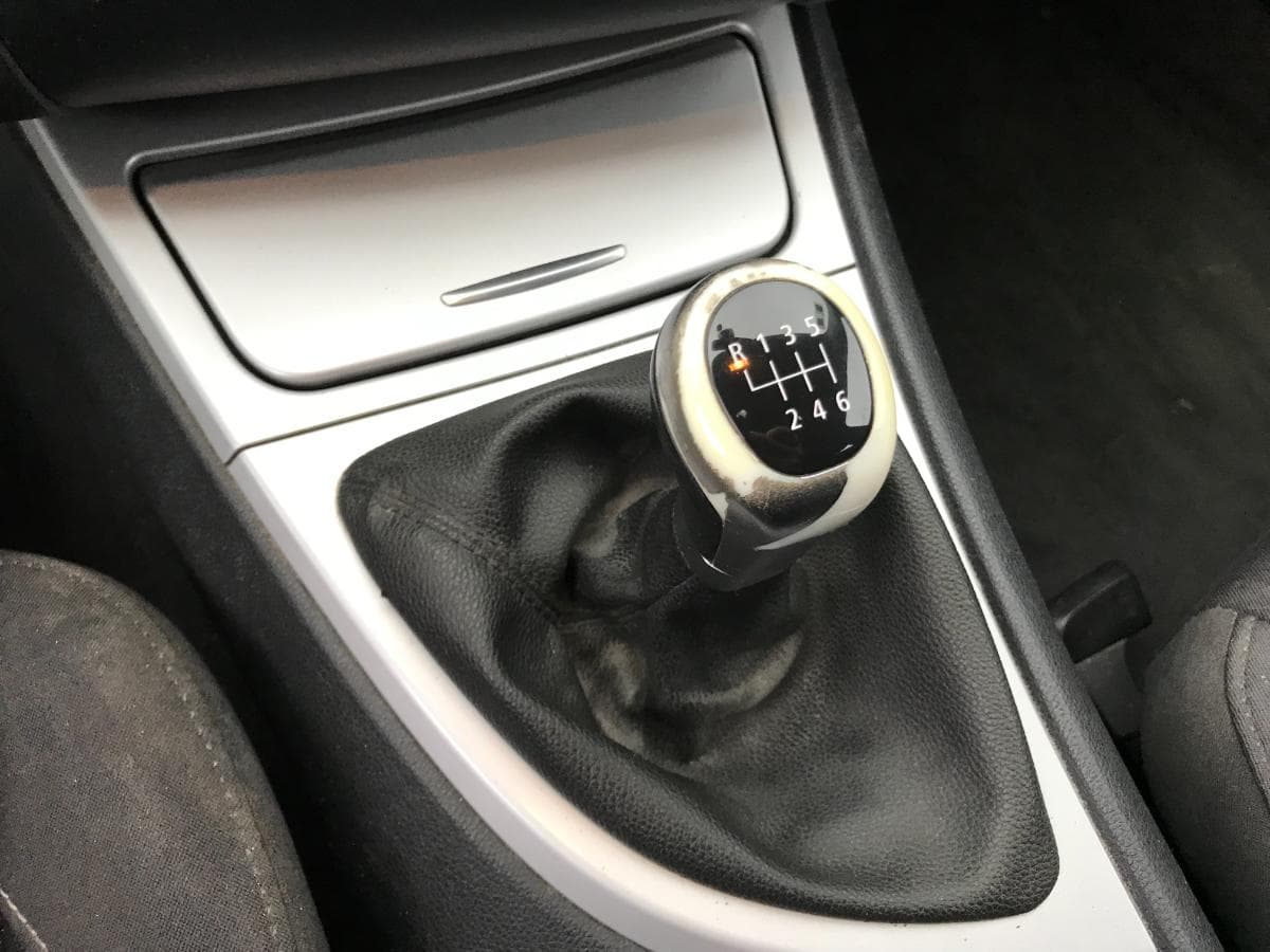 BMW 120D · Ano 2008 — imagem 16
