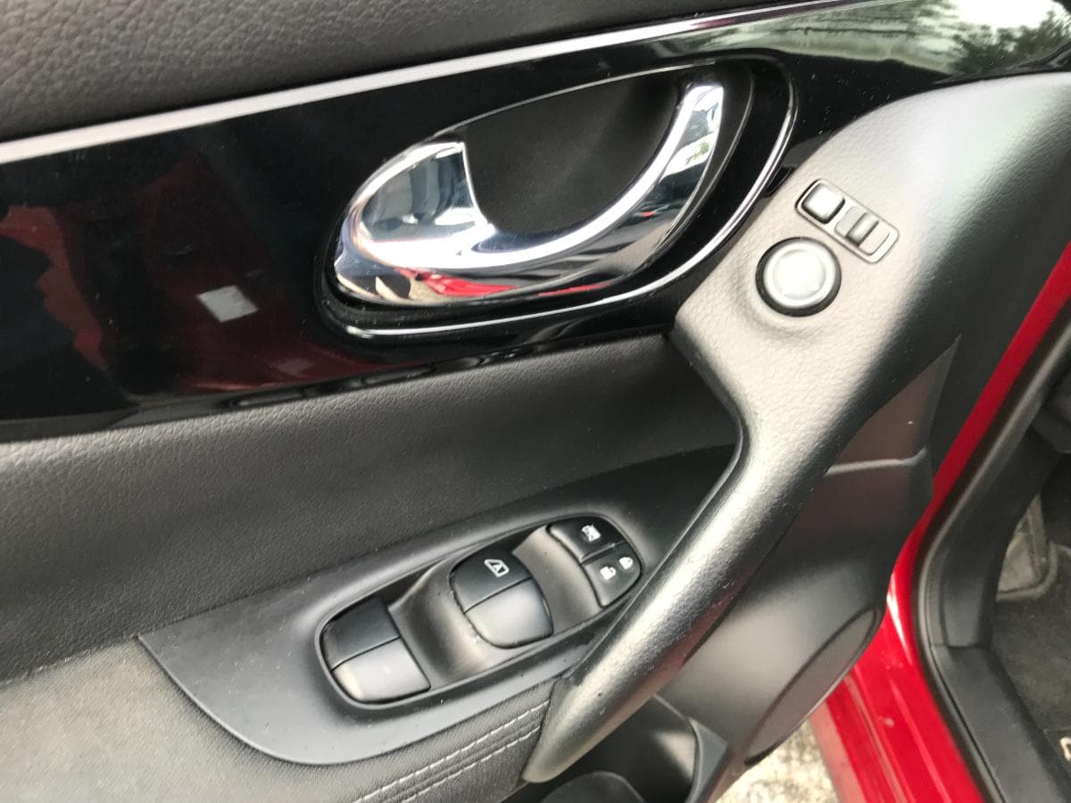 Nissan Qashqai 1.5DCI · Ano 2015 — image 13