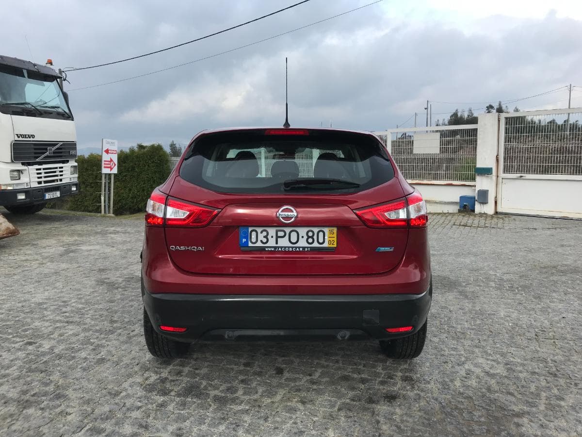 Nissan Qashqai 1.5DCI · Ano 2015 — image 6