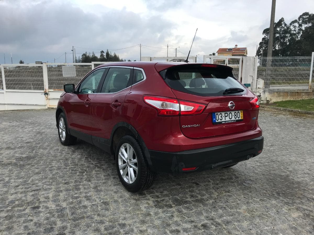 Nissan Qashqai 1.5DCI · Ano 2015 — image 7