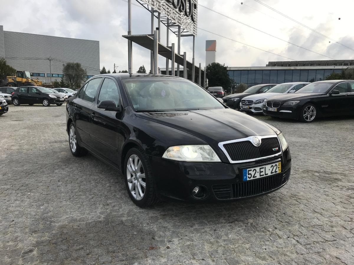 Skoda Octávia 2.0 TDI · Ano 2007 — imagem 1